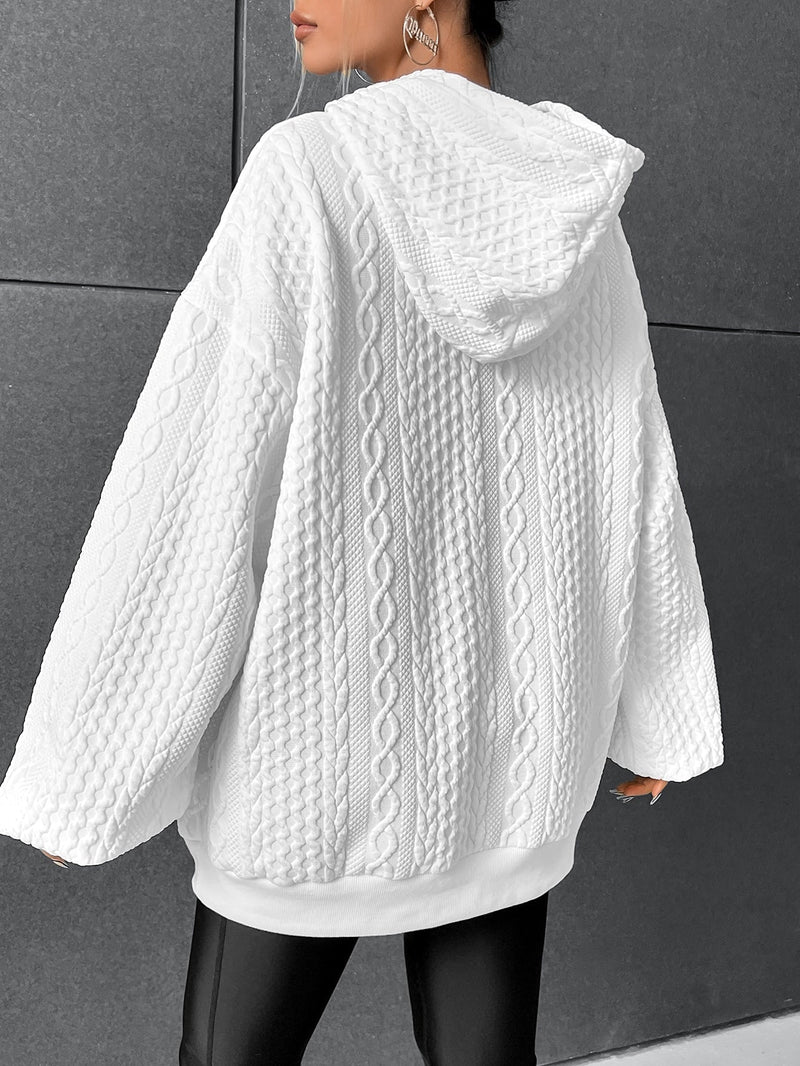 Adele Oversized Kapuzenpullover mit Kapuze, Rückansicht mit Zopfmuster