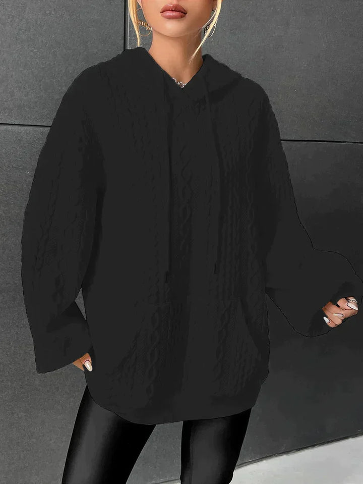 Adele Oversized Hoodie in Schwarz, Vorderansicht