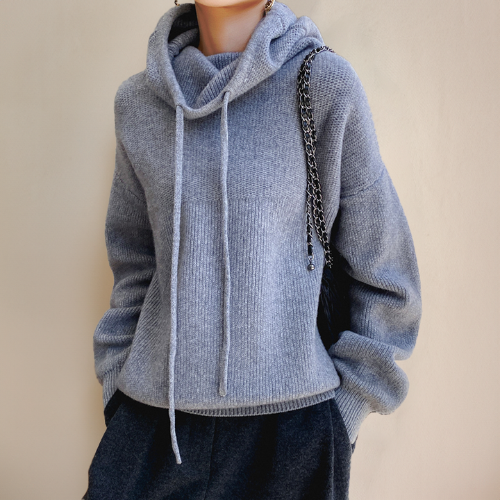 Britta oversized Cowl-Neck Hoodie in Hellblau mit Kettentasche