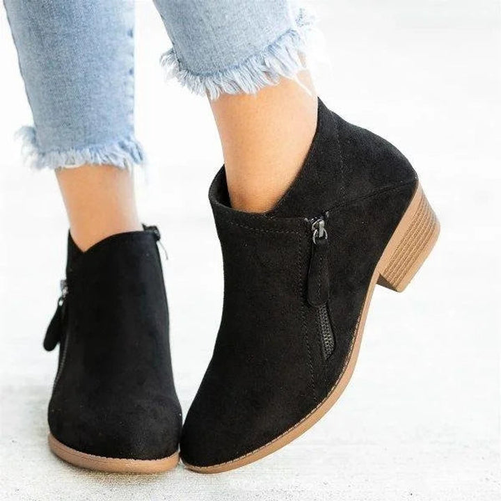 Elina Ankle Boots in Schwarz, Detailansicht der Schuhspitze