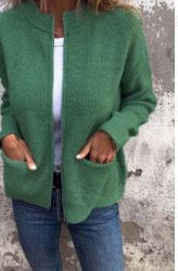 Elina grüne Strickjacke mit Reissverschluss, Vorderansicht