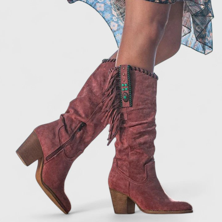 Fenja Fransen Western Kniehohe Stiefel in Altrosa, Nahaufnahme
