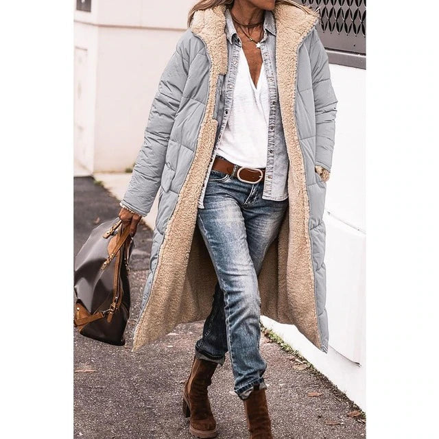 Greta graue Kapuzen Longline Winterjacke Vorderansicht