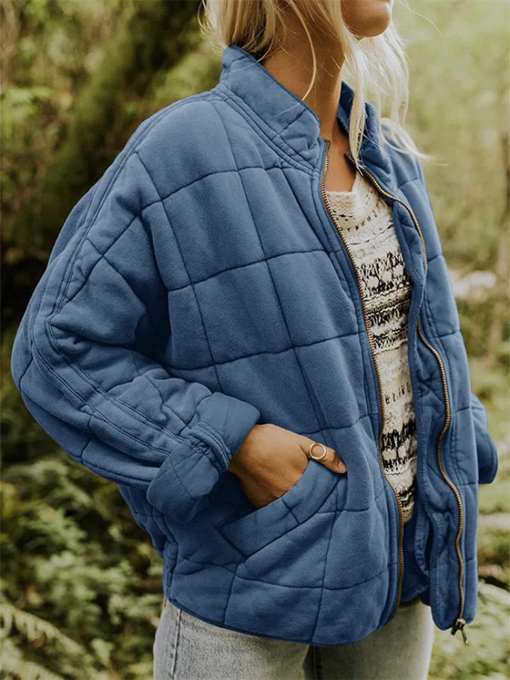 Ines Winterjacke in Blau mit offenem Reissverschluss