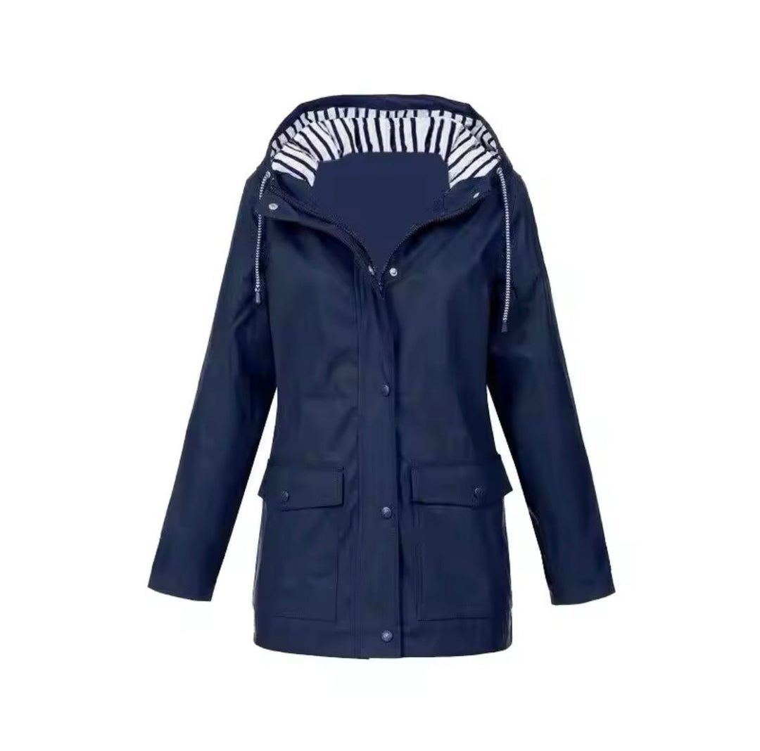 Josefin marineblaue Regenjacke mit Taschen, Vorderansicht
