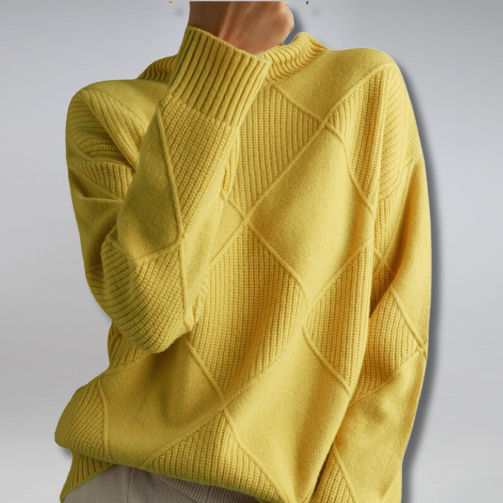 Josephine gelber Rollkragenpullover mit Rautenmuster, Rückenansicht