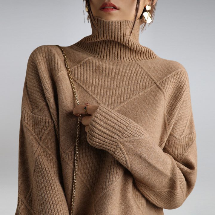 Josephine camelfarbener Rollkragenpullover mit Rollkragen, Detailansicht