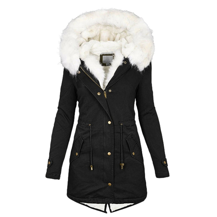 Kerstin Winterjacke in Schwarz mit Fellkapuze, Vorderansicht
