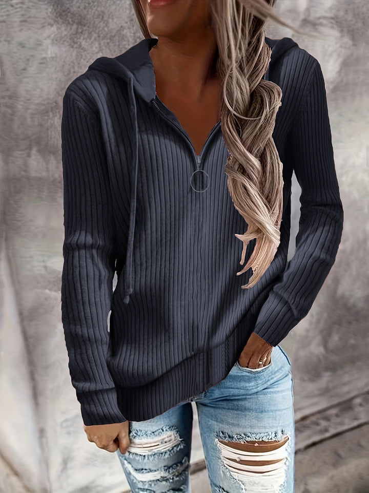 Livia Kapuzenpullover in Dunkelgrau, Vorderansicht