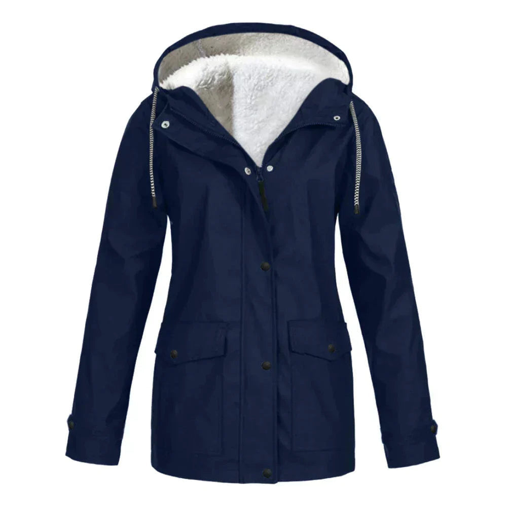 Mirja Regenjacke in Dunkelblau mit Kapuze, Vorderansicht
