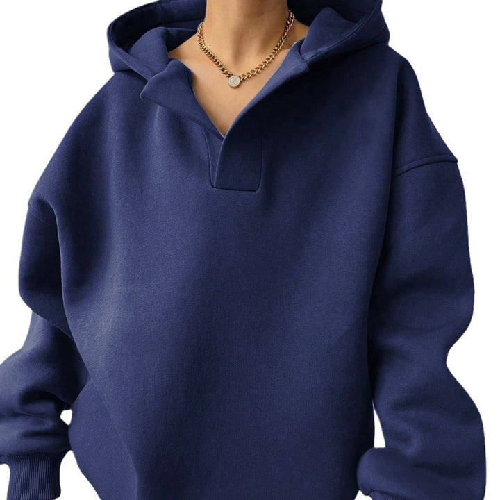 Nadja Oversized Hoodie in Dunkelblau, Nahaufnahme Kragen