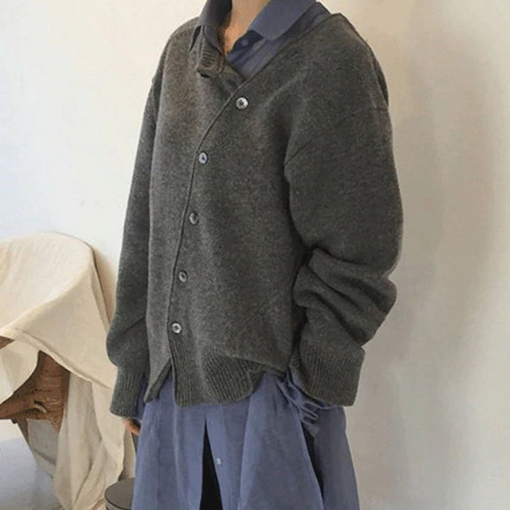 Solveig asymmetrischer Cardigan in Grau, Seitenansicht