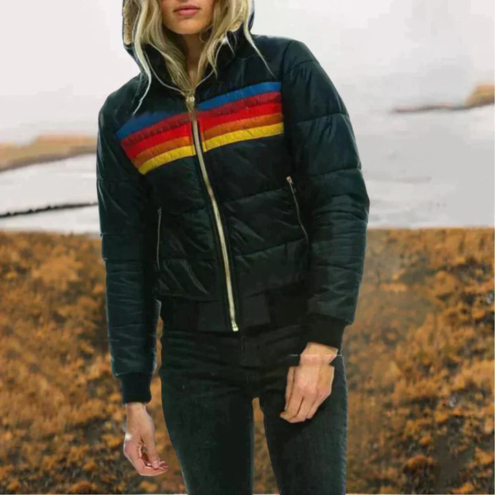 Talina Winterjacke mit Kapuze und Colorblock-Streifen, Vorderansicht in Schwarz