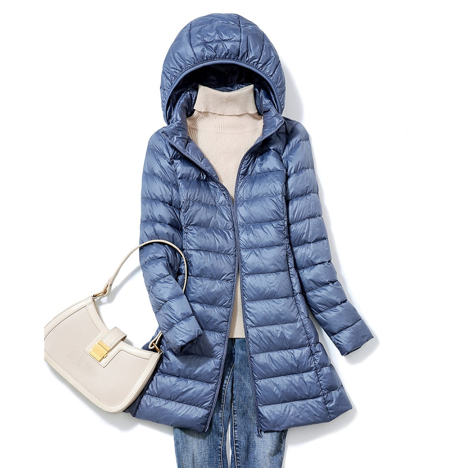 Talina blaue Steppjacke mit Kapuze und Handtasche, Vorderansicht