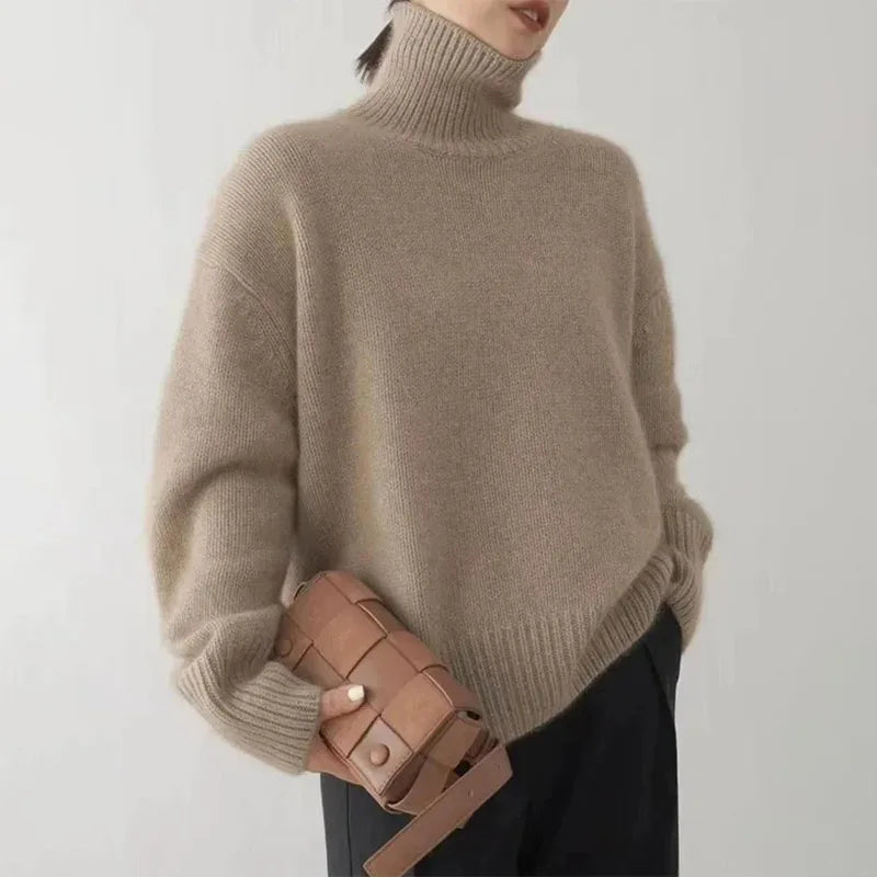 Wilma Rollkragenpullover in Taupe, Seitenansicht